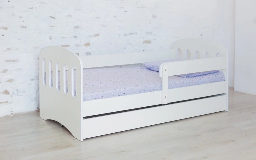 Кровать "Малыш" с ящиком ЛДСП