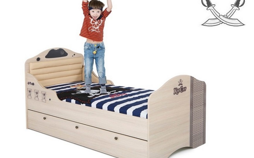 Кровать "Pirat №2" 190*90 с высоким изножьем 