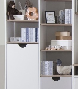 Книжный шкаф Барни Беж Книжный шкаф Барни Беж