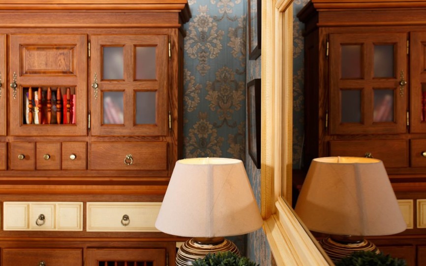 Буфет трехдверный Валенсия 2-20 на круглых ножках