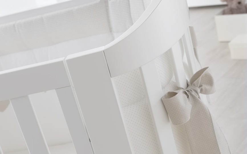 Кроватка овальная Erbesi Ariel (Ариель)