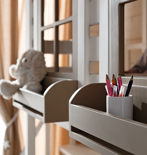 Кровать двухъярусная с надстройкой домиком, с лестницей-комодом Тимберика Кидс N21