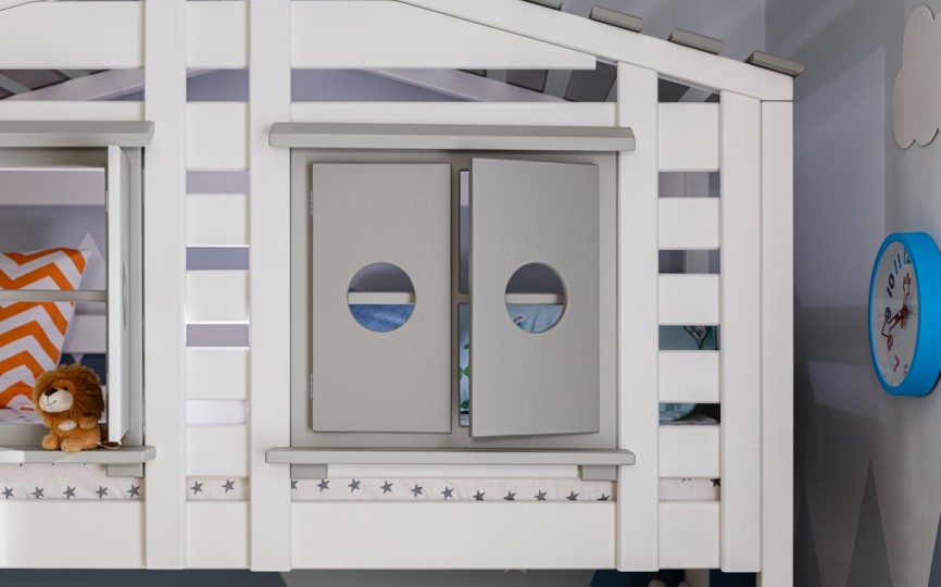 Кровать двухъярусная с надстройкой домиком, с лестницей-комодом Тимберика Кидс N21