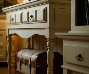 Комод - консоль Валенсия 2-25 на высоких ножках