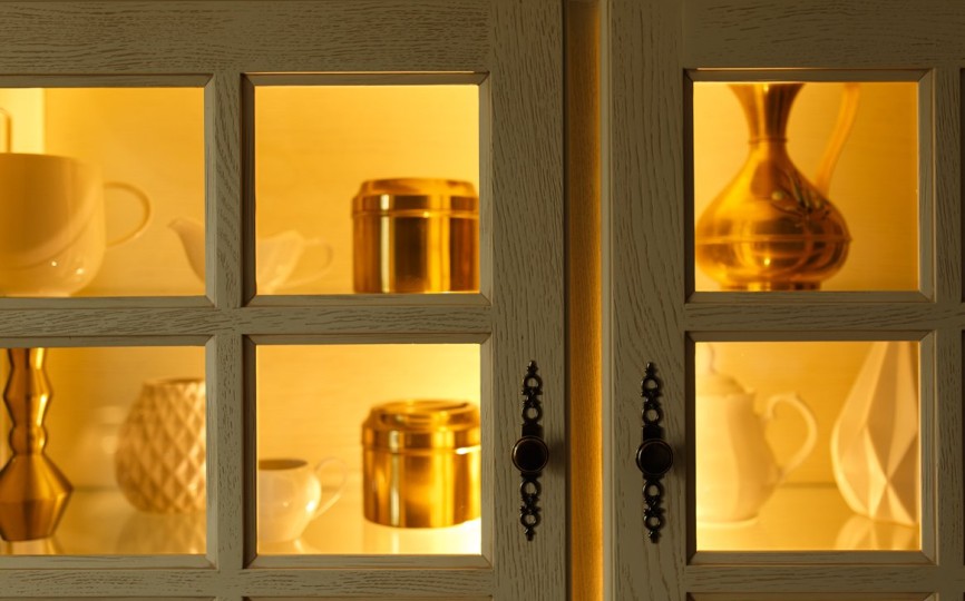 Сервант консоль двухдверный Валенсия 2-26 на высоких ножках