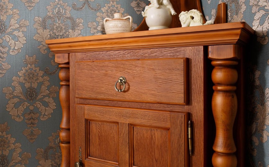 Буфет однодверный угловой Валенсия 2-28 на круглых ножках