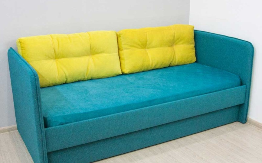 Подушка диванная (38 попугаев) (комплект)