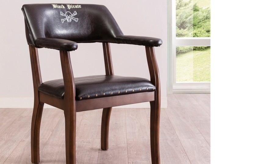 AKS-8461 BLACK PIRATE Стул капитана