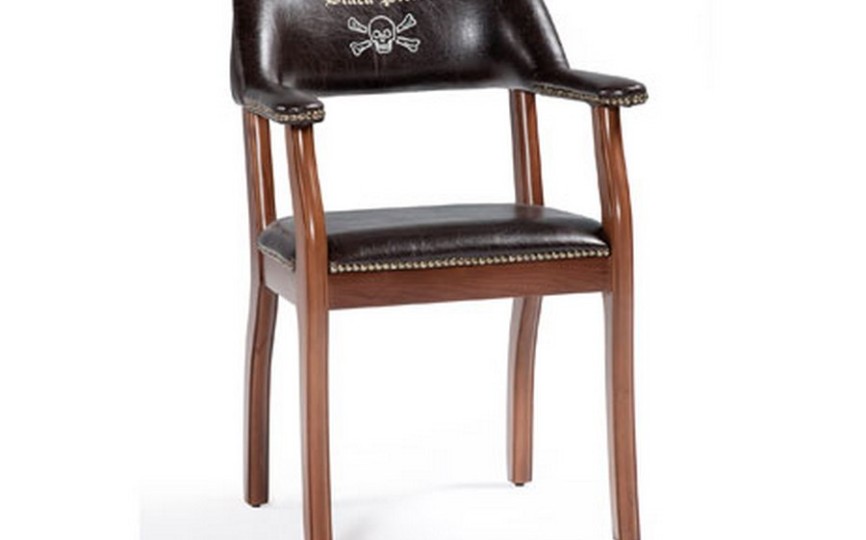 AKS-8461 BLACK PIRATE Стул капитана