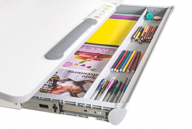 Комплект парта Hamilton Multicolor + кресло Ortoback (BD-680 + Y-508)