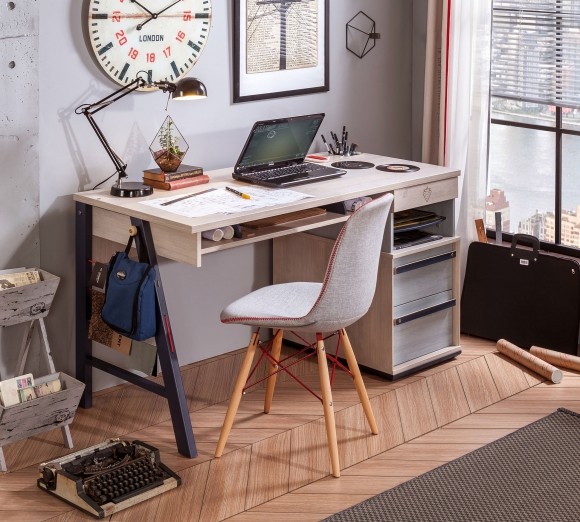 Письменый стол с тумбой "Trio", T-1101