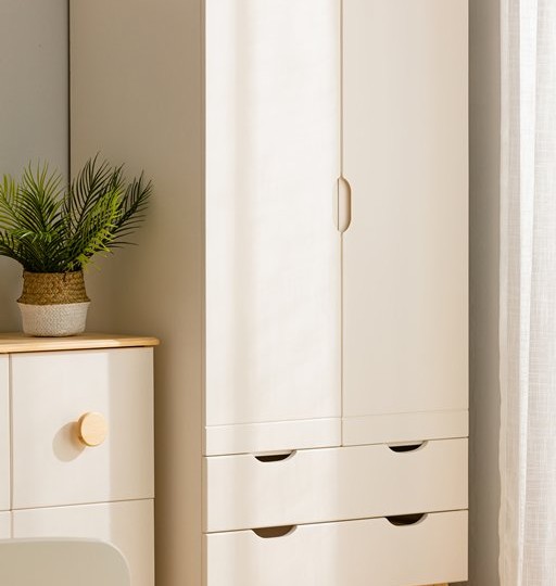 Шкаф двухдверный на ножках Тимберика Кидс N2